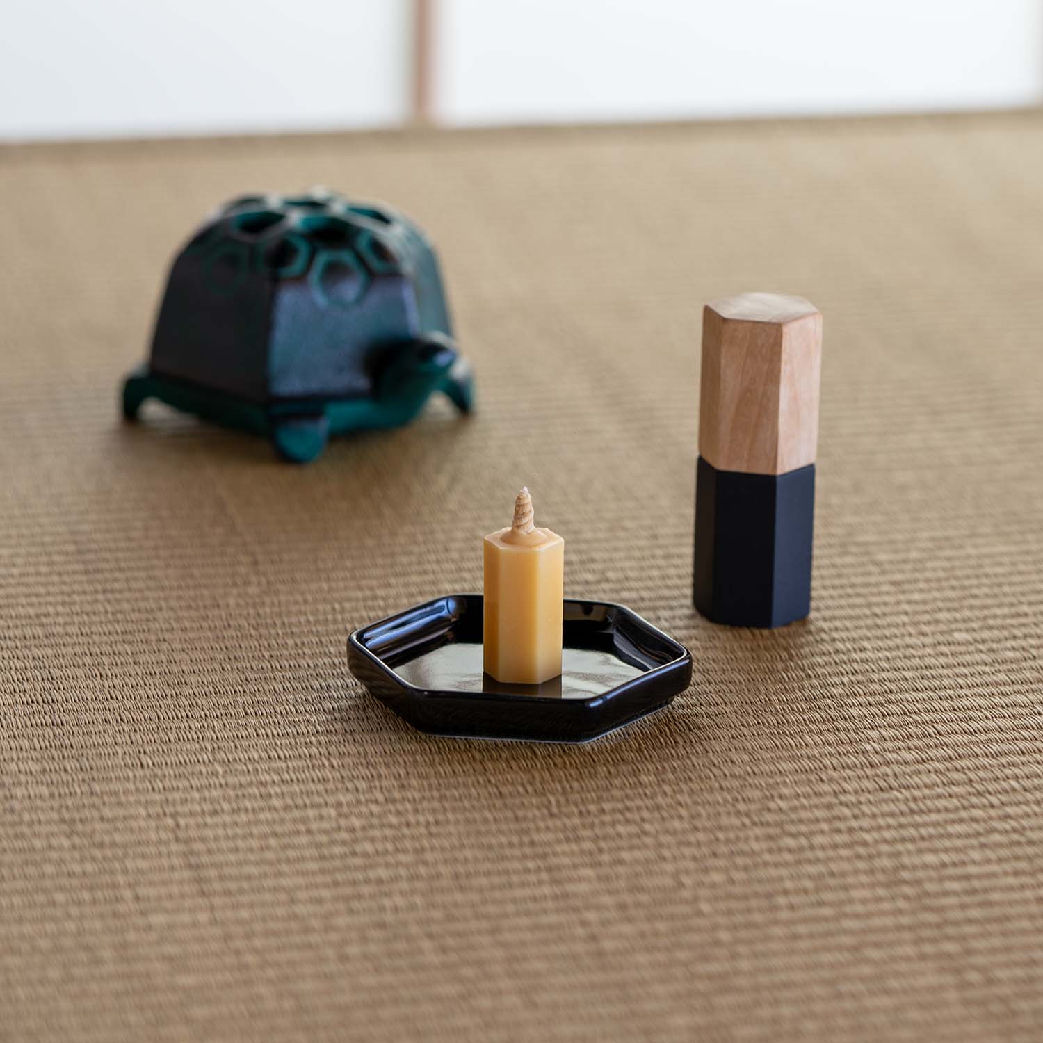 Candle Plate, Rockaku
