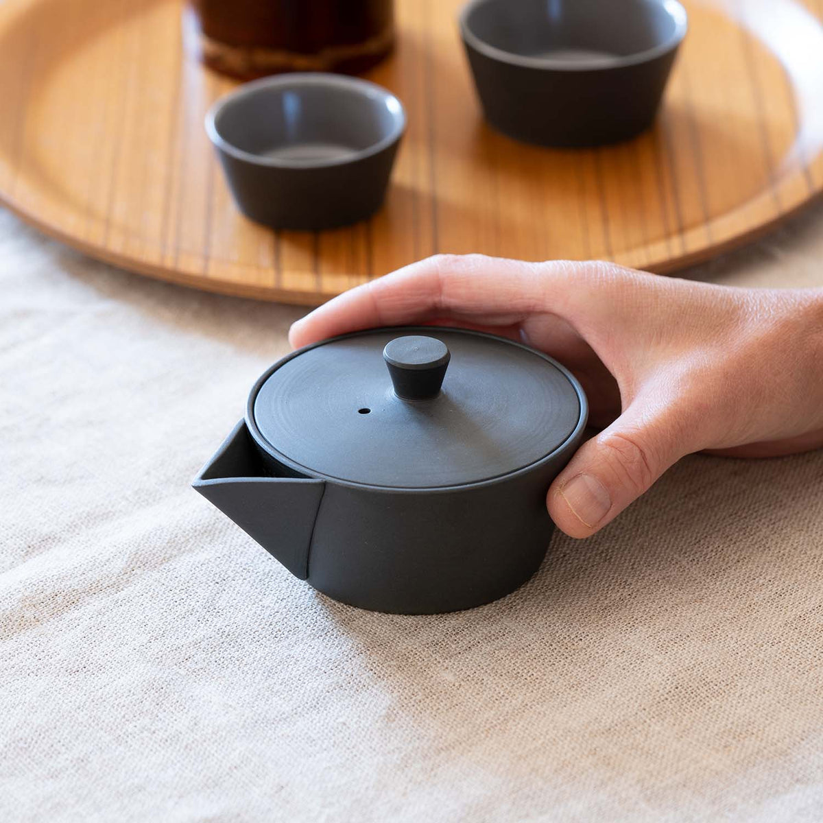 Ireko Chaki - Teapot & Cup Set
