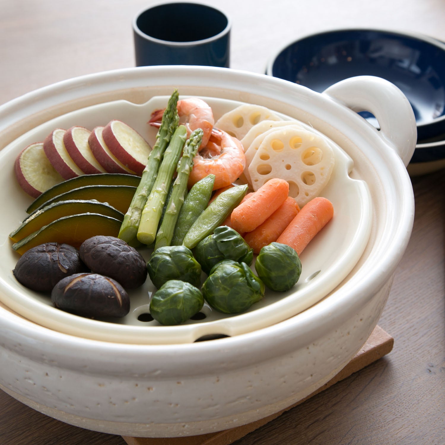 Mushi Nabe - Donabe Steamer - Medium, Black-Clay Hot Pot-Nagatani-en-JINEN